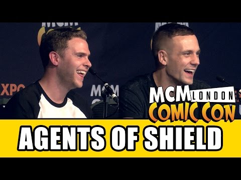 Agents of SHIELD MCM London Comic Con Panel - Iain De Caestecker & Nick Blood - UCS5C4dC1Vc3EzgeDO-Wu3Mg