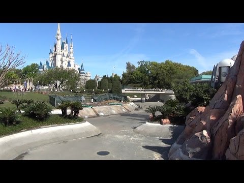 Magic Kingdom Hub Expansion Progress, Walt Disney World, Moat Drained, Swan Boat Dock Removed - UCe-gHr2O_LP7t0YJYHZQZlg