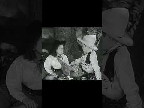 Common Sense Instead of Gun Smoke #westernmovie #littlepeople
