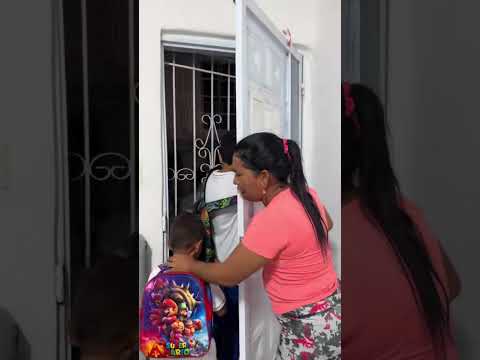 Cuando por fin entran a la escuela #humor #sarcas #comedia