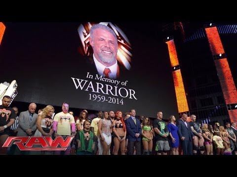 A tribute to the memory of The Ultimate Warrior: Raw, April 14, 2014 - UCJ5v_MCY6GNUBTO8-D3XoAg