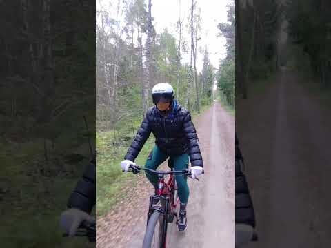 Как правильно ездить на электровелосипеде? Включите ваш электровелосипед и поехали. #mtb #ebike