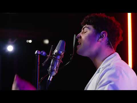 Oliver Cronin - Bad Dreams Cover | CADA LIVE