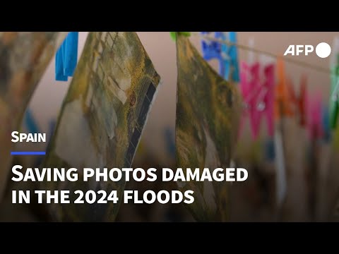 Project saves thousands of family photos damaged in Valencia's floods | AFP
