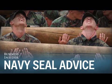 A Navy SEAL told us why we should ‘do something that sucks’ every day - UCcyq283he07B7_KUX07mmtA