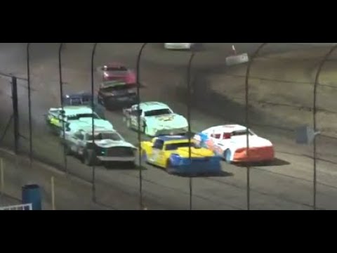 Highlights - Bakersfield Speedway at Kevin Harvick's Kern Raceway - 8/2/25 - dirt track racing video image