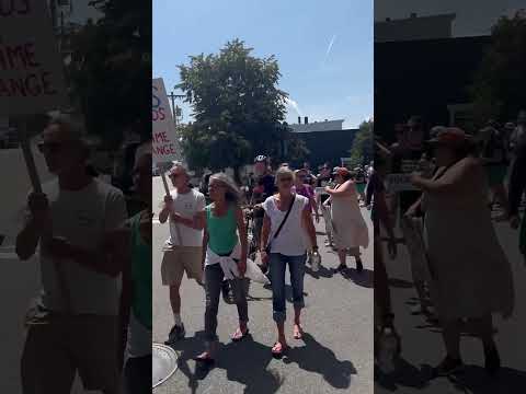 Protesters Gather Outside Maine Senator's Office After Fatal ICE-Involved Shooting