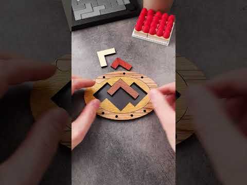 How hard is it to fit 3 L parts inside the tray? #puzzle #brainteaser