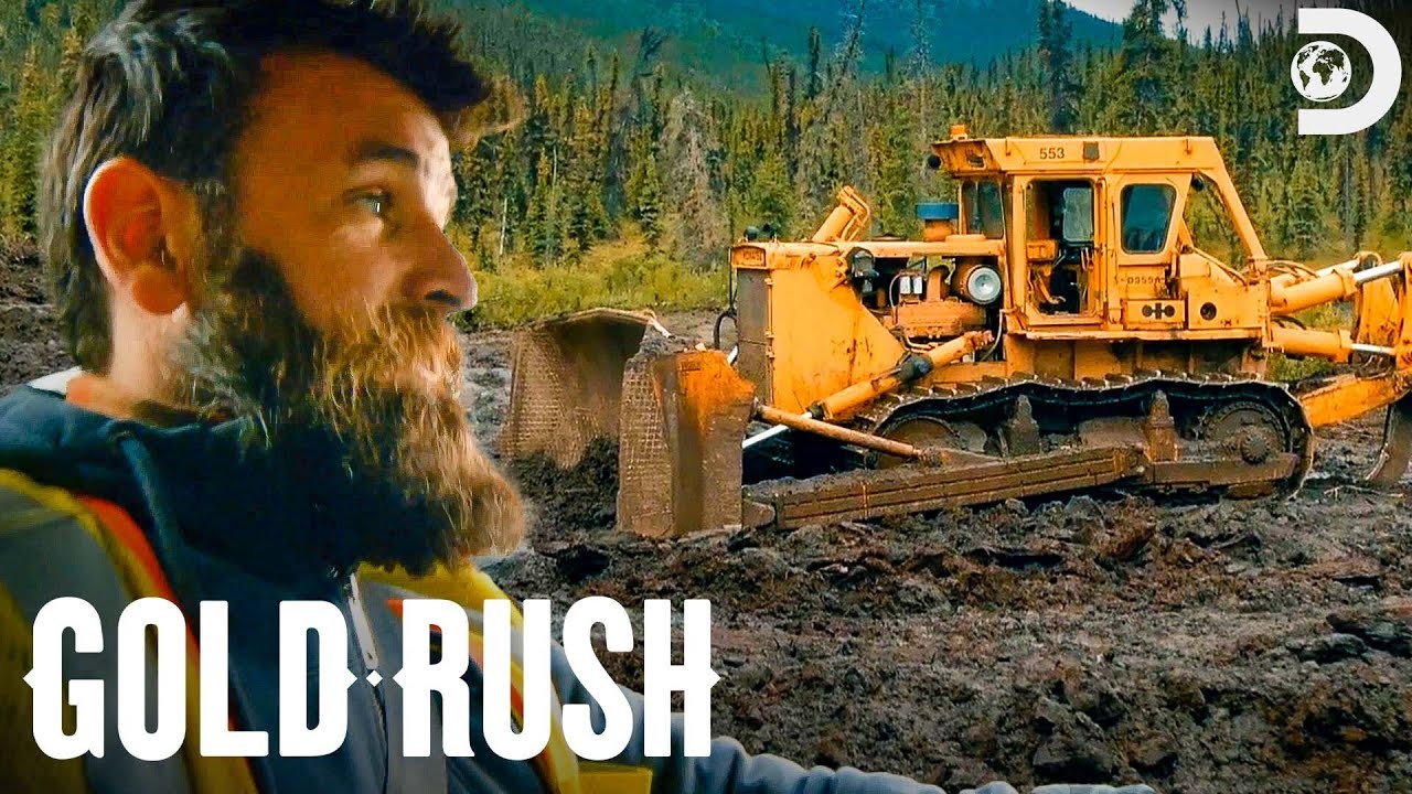 Fred’s Only Dozer Breaks Down! | Gold Rush
