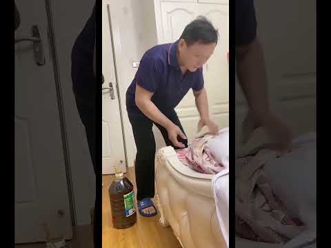 Kind woman help #motivation #positivevibes #lnspiration