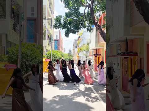 Mohalle ki sari bahue 😂 #shorts #funnycomments