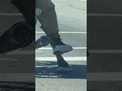 Mis zapatos jajaja 🤣 #humor #comedia #memes #viralshort #shorts