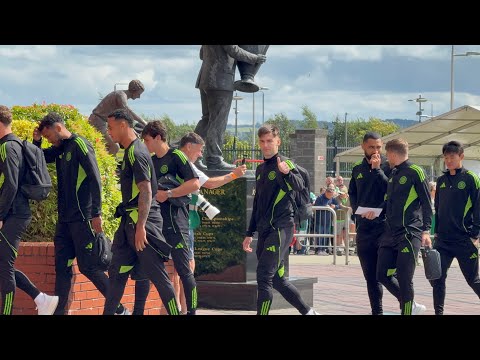 CELTIC TEAM BUS ARRIVING BEFORE FLAG DAY (CELTIC V ST MIRREN) !!!