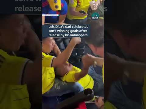 Luis Díaz’s dad celebrates son’s winning goals after release by his kidnappers #itvnews #football