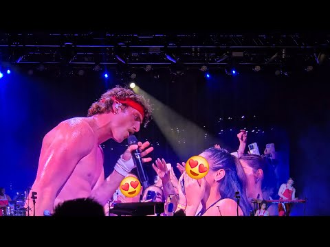 Benson Boone -  Drunk in My Mind song  (Fireworks and Rollerblades World Tour 2025 @The Riverstage)
