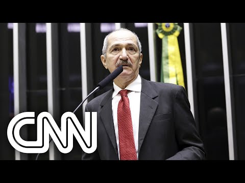 Bolsonaro passa perda de respeito às Forças Armadas, diz ex-ministro da Defesa | JORNAL DA CNN