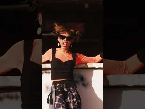 L'ENTOURLOOP & FLAVIA COELHO - Venha Selecta #lentourloop