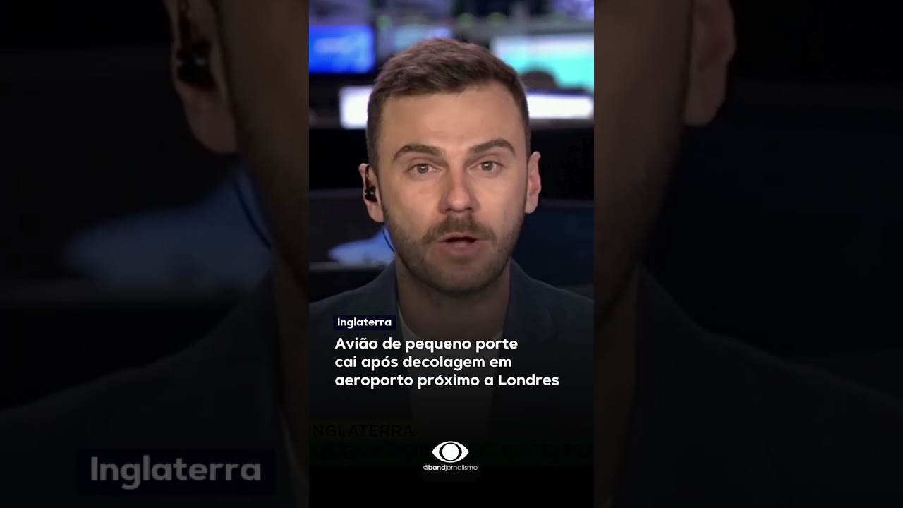 Avião de pequeno porte cai após decolagem em aeroporto próximo a Londres