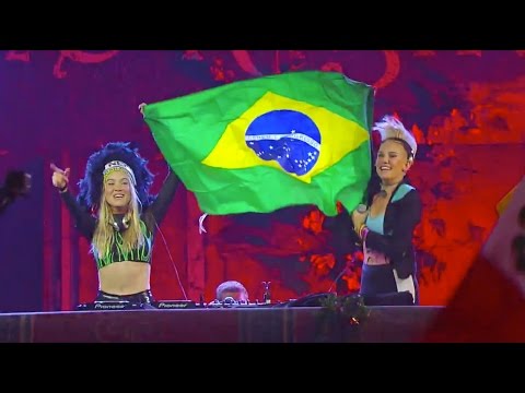 Tomorrowland Brasil 2015 | NERVO - UCsN8M73DMWa8SPp5o_0IAQQ