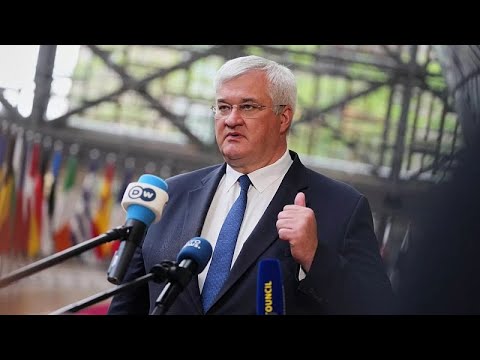 Ουκρανός ΥΠΕΞ στο euronews: «Το Κίεβο θα εξετάσει το Βατικανό ως τόπο συνάντησης Ζελένσκι-Πούτιν»