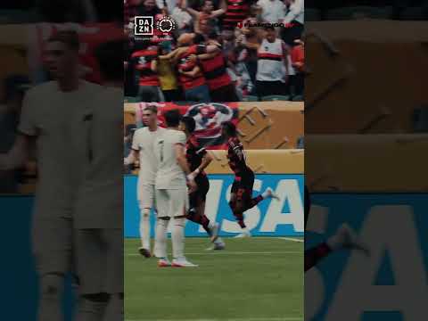 SONHAR FOI O QUE NOS FEZ CHEGAR ATÉ AQUI. PELO MUNDO DE NOVO. POR NÓS. SEMPRE! ♥🖤 #flamengo