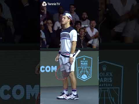 Diego Schwartzman REMARKABLE Behind-The-Back Shot