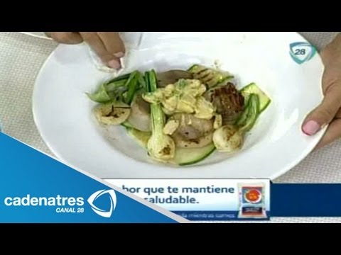 Receta para preparar callo de hacha en cama de calabacitas. Receta fácil / Comida vegetariana - UClIHawzMOBFQc1QZu2XYuoQ