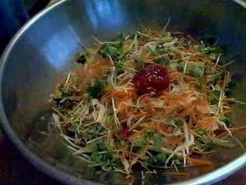 Crunchy Asian Slaw - UCRIZtPl9nb9RiXc9btSTQNw