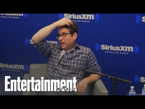 J.J. Abrams explans why Princess Leia became General Leia - UClWCQNaggkMW7SDtS3BkEBg