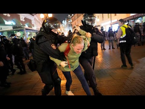 Oroszországban már több mint ezer embert elvitt a rendőrség a mozgósítás elleni tüntetésekről