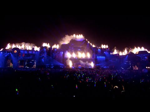 Dimitri Vegas & Like Mike - Live at Tomorrowland 2013 - ( Full Mainstage Set HD ) - UCxmNWF8fQ4miqfGs84dFVrg