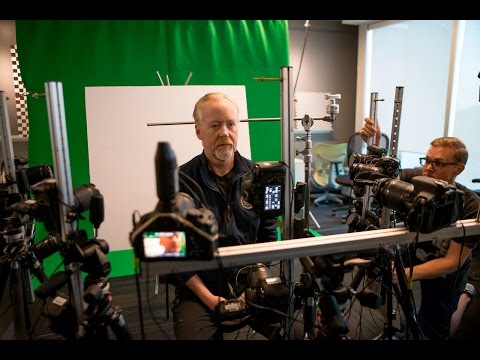 Adam Savage Gets 3D Scanned on the Expanse Set! - UCiDJtJKMICpb9B1qf7qjEOA