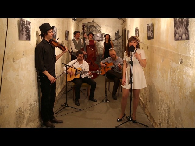 Gypsy Jazz Music: The Sound of the Hot Club of France