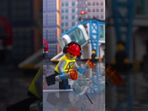 How to make your job fun!🕺✈️ LEGO City #YourCityNoLimits #Shorts