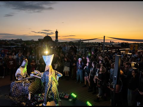 Angine de Poitrine – Mata Zyklek | Ubisoft Rooftop Session (Live - POP Montréal 2025)
