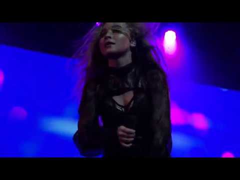 Sabrina Carpenter - Mirage (De-Tour Live, Vancouver)