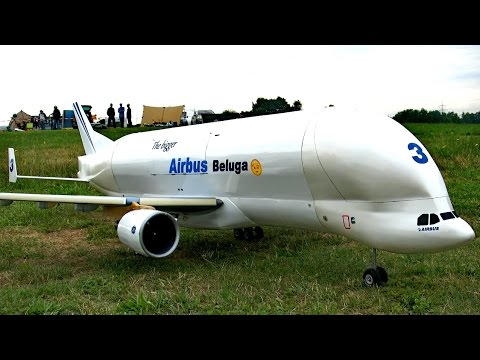 AIRBUS BELUGA A300-600ST GIANT RC SCALE AIRLINER MODEL PLANE FLIGHT & HARD LANDING / Birkholz 2015 - UCH6AYUbtonG7OTskda1_slQ