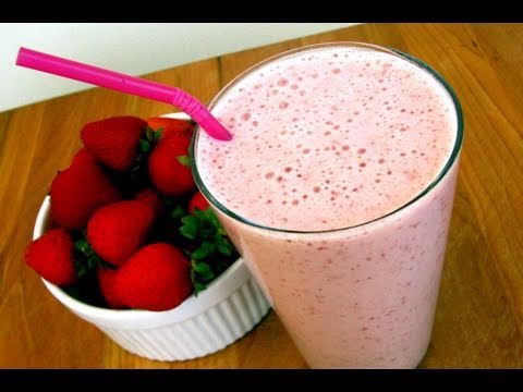 Clean Eating Strawberry-Vanilla Smoothie Recipe - UCj0V0aG4LcdHmdPJ7aTtSCQ