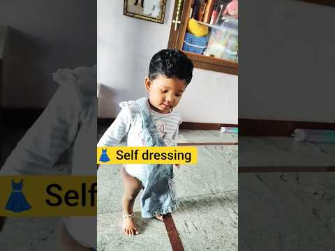 👗 self dressing beti| beti khud se dress pahni# shorts# funny # youtubeshorts #ytshorts#cute