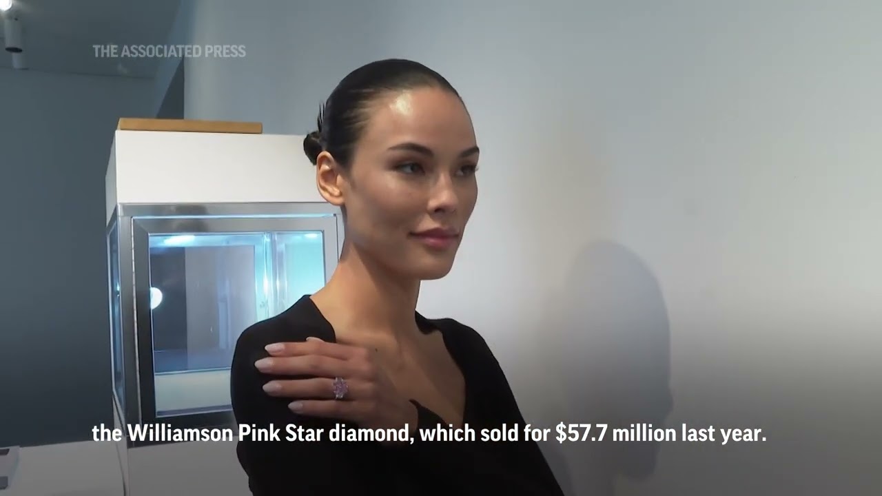 Purplish pink diamond set for millions at auction