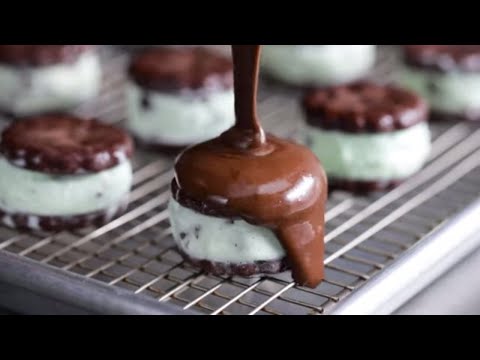 7 Recipes That Prove Mint and Chocolate Are the Best Flavor Combo!