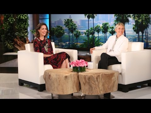 Rose Byrne Shows Off Her American Accent - UCp0hYYBW6IMayGgR-WeoCvQ