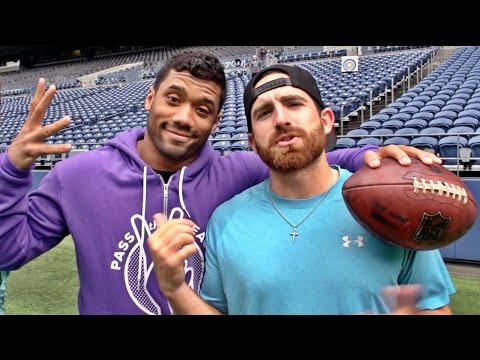 Seattle Seahawks Edition ft. Russell Wilson | Dude Perfect - UCRijo3ddMTht_IHyNSNXpNQ