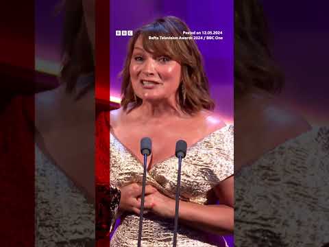 Lorraine Kelly has been presented with a BAFTA Special Award. #Lorraine #Baftas #BBCNews