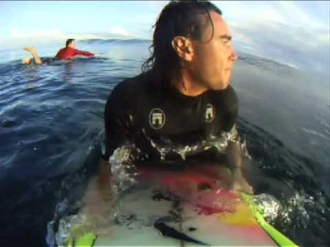 POV Teahupoo surfing w/ Jamie Sterling! - UCblfuW_4rakIf2h6aqANefA