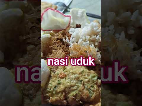 nasi uduk malam #viral #cat #jakarta #kuliner #indonesia #hitsong #food #makan #lucu #kucing #wow