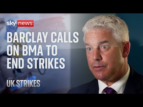 Health secretary calls on junior doctors to end strikes as four-day walkout begins
