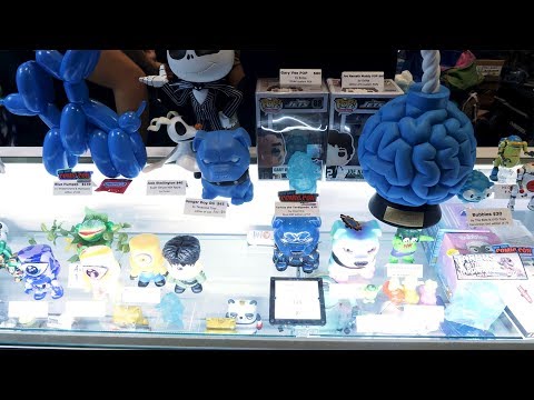 Discovering Designer Toys at New York Comic Con - UCiDJtJKMICpb9B1qf7qjEOA