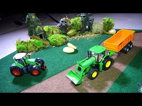 RC ADVENTURES - My 3yr old Son LOVES iT! Building an Indoor RC Play Area - Siku Remote 32 Tractor - UCxcjVHL-2o3D6Q9esu05a1Q