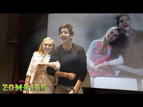 Meg & Milo Sing “Someday” on Premiere Night! | ZOMBIES | Disney Channel - UCw7SNYrYei7F5ttQO3o-rpA